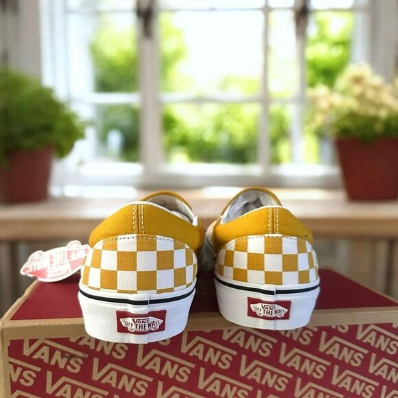 Vans Slip-On Color Theory Checkerboard Men’s 10 Women’s 12 NIB Skate Shoes - Picture 7 of 11